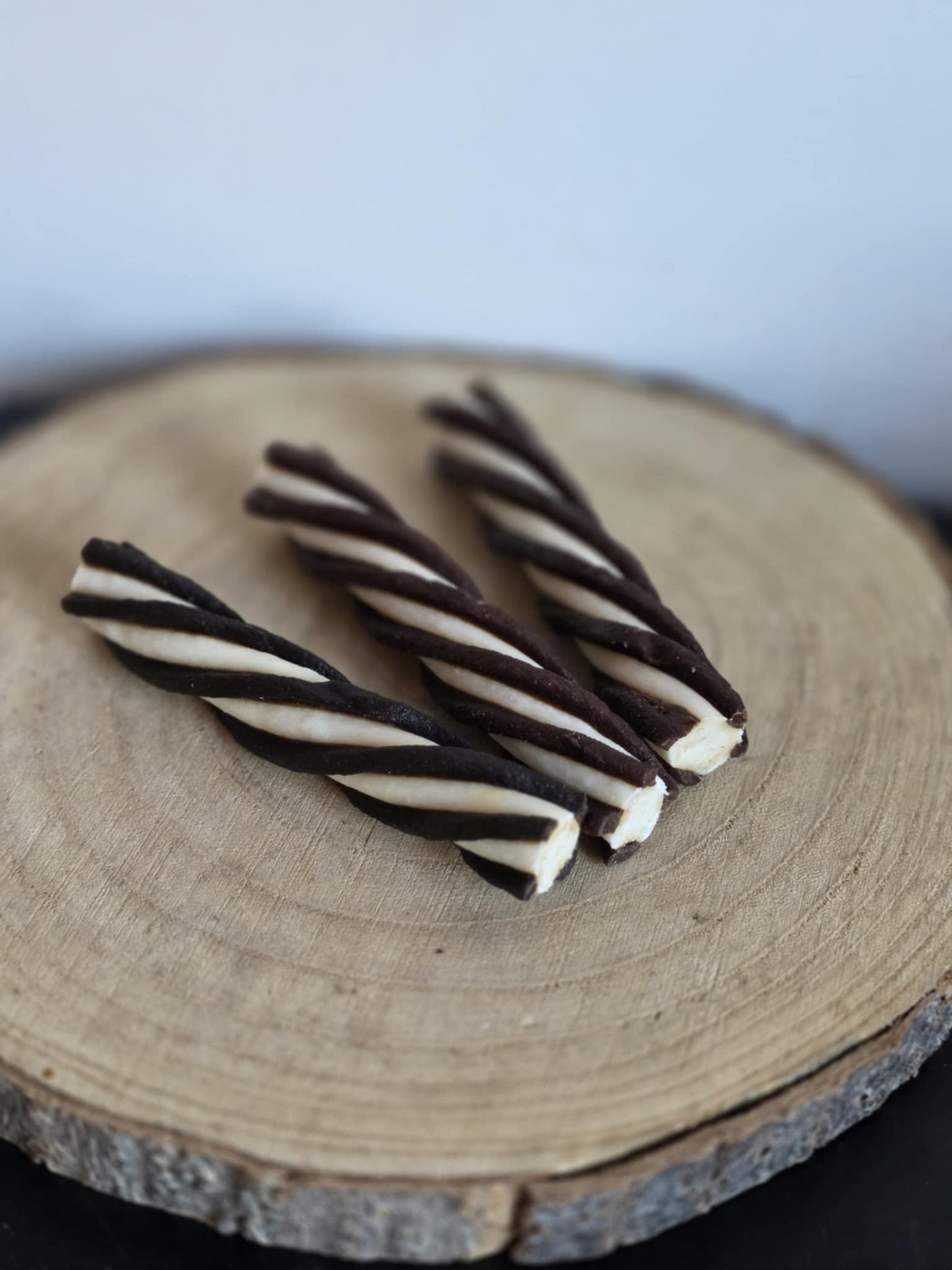 Collagen stick with beef