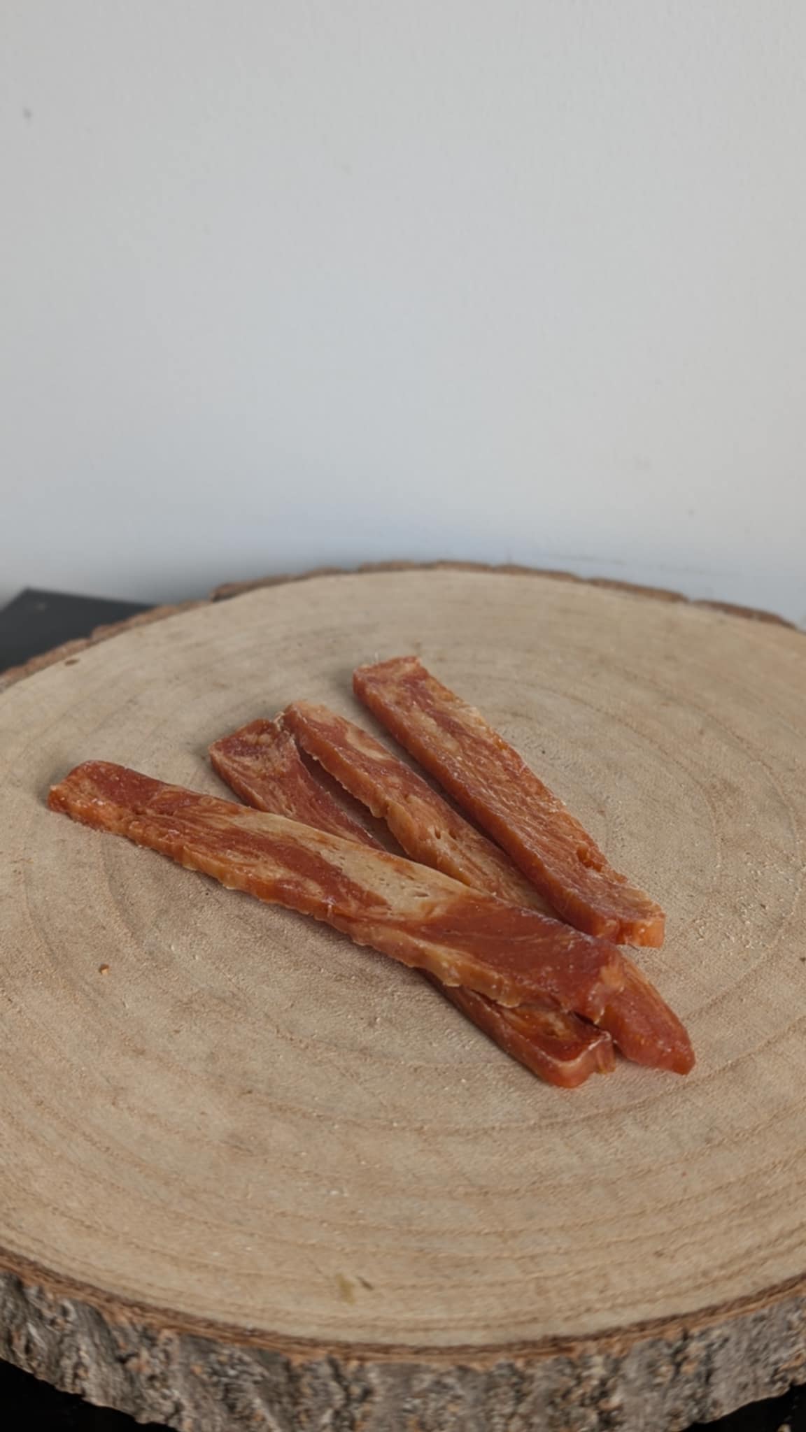 Marbled chicken strip