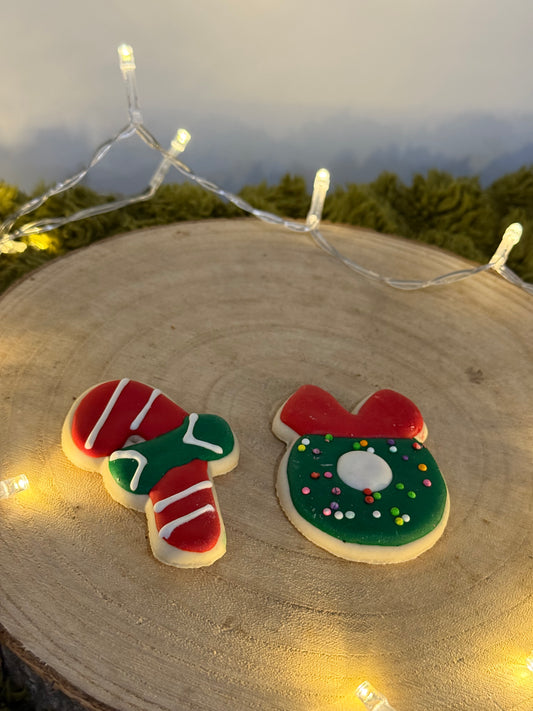 Candy cane & Wreath biscuits