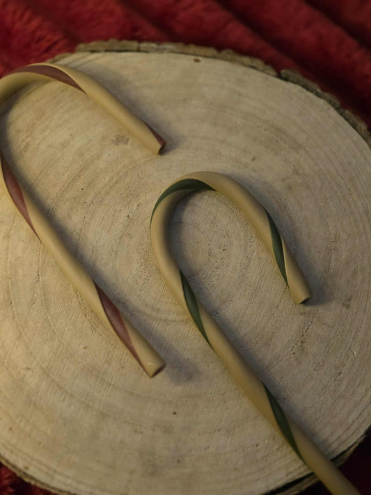 Veggie candy canes | Contain chicken